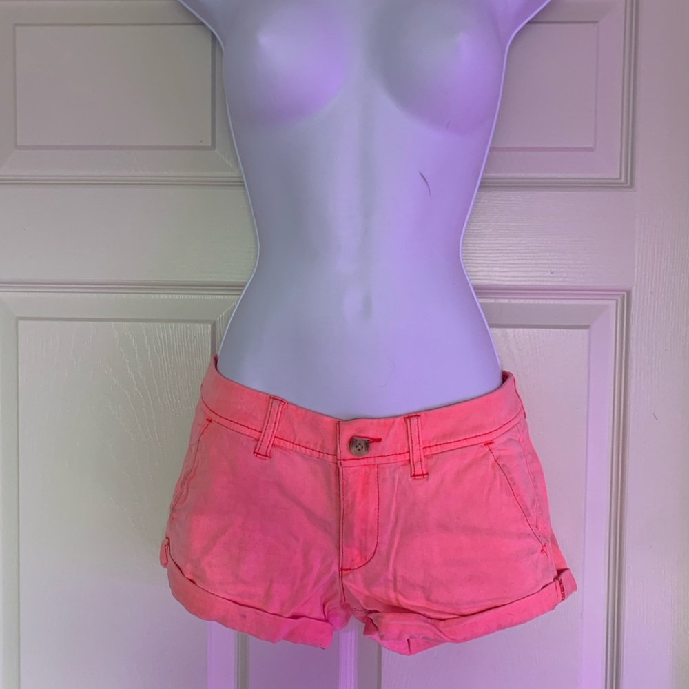 Abercrombie & Fitch Hot Pink short shorts. Size 2